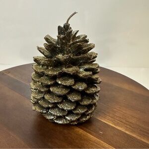 Pine Cone Wax Candle Single Wick Brown & Gold Pine-Cone Shape Decorative Candle